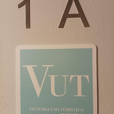 Centro-Gascona Con Terraza, Garaje Y Wifi Gratuito Apartment Oviedo Ngoại thất bức ảnh