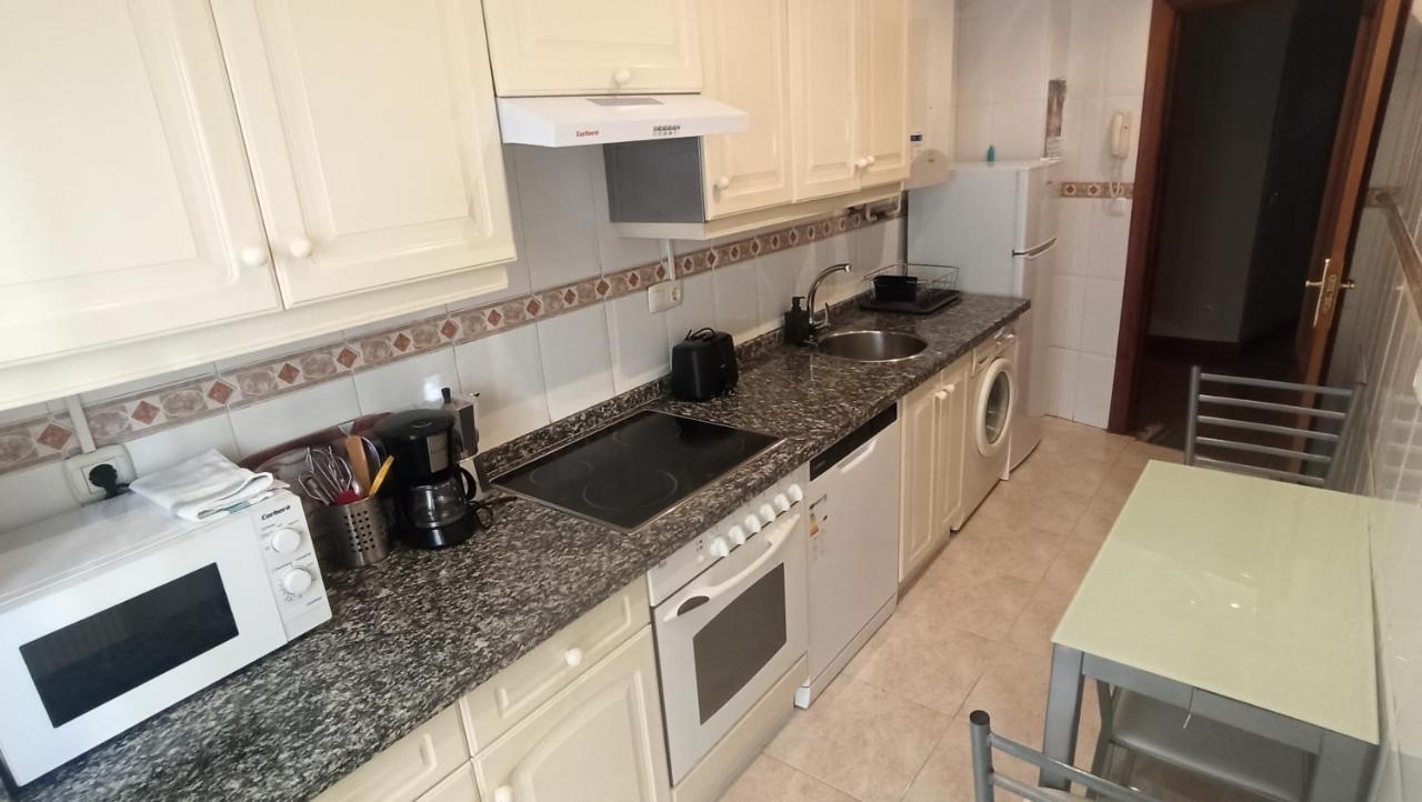 Centro-Gascona Con Terraza, Garaje Y Wifi Gratuito Apartment Oviedo Ngoại thất bức ảnh