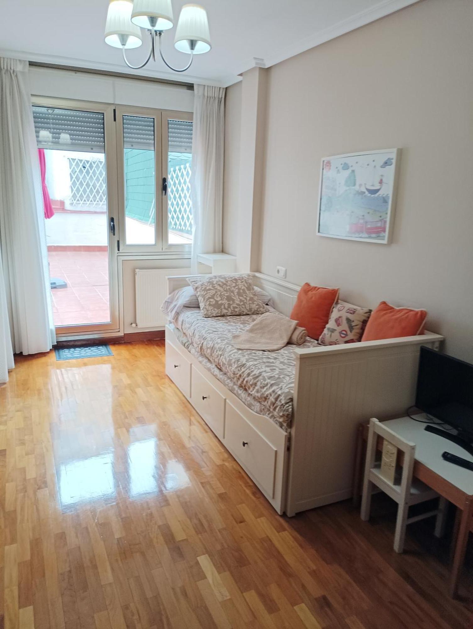 Centro-Gascona Con Terraza, Garaje Y Wifi Gratuito Apartment Oviedo Ngoại thất bức ảnh